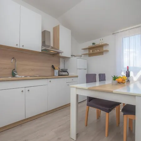 Apartmani Slamic Primosten Exterior photo