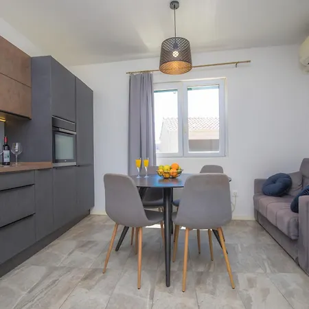 Apartmani Slamic Primosten Exterior photo